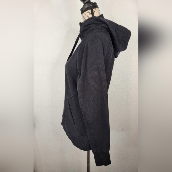 Athleta Sz M Triumph Zip Up Sweater Hooded Thumbholes Full Zip Black - Picture 2 of 10